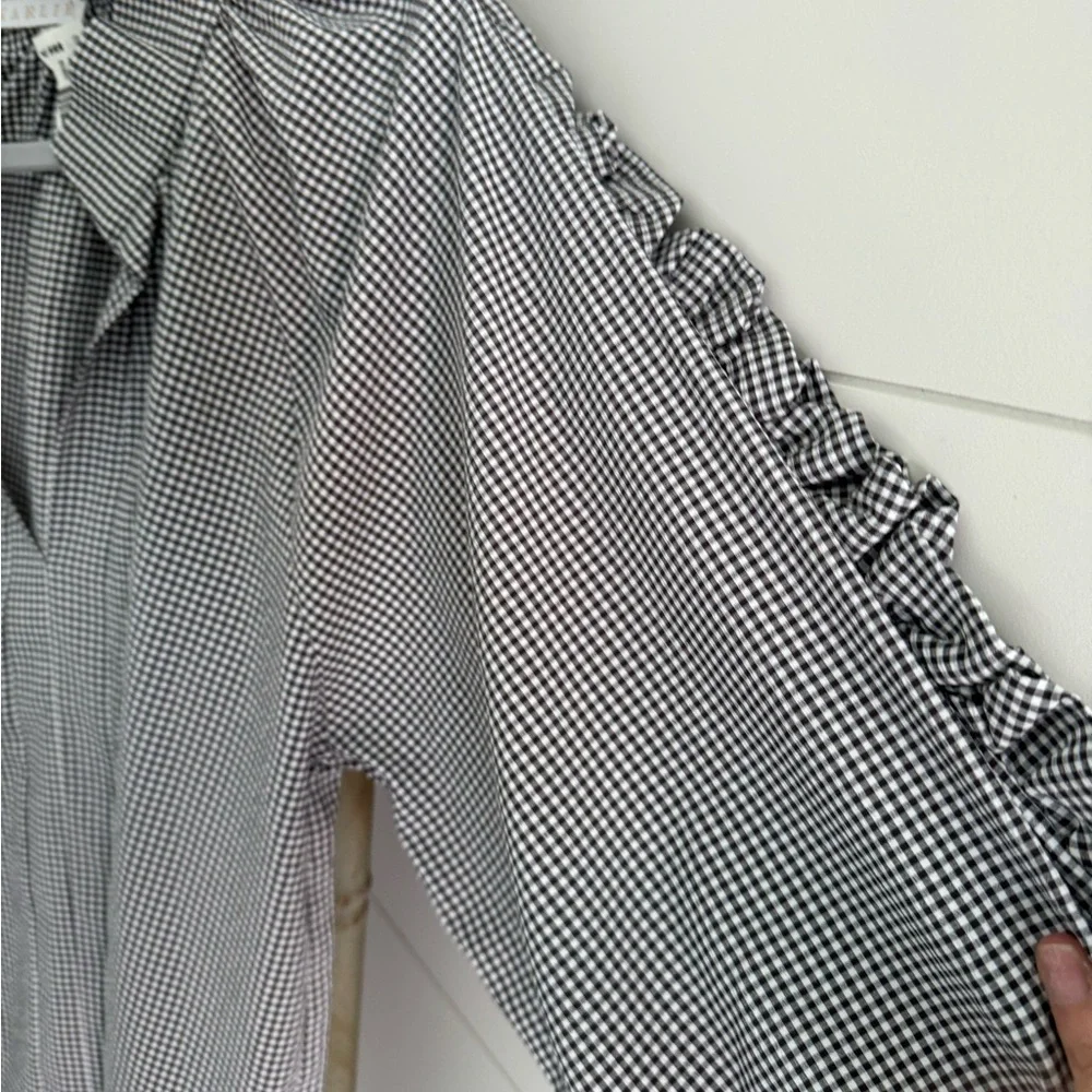 Beautiful Karli Black and White Checked Long Ruffled Sleeve SZ large - Picture 7 of 7